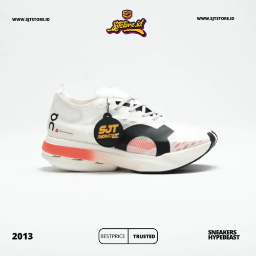 On Cloudboom Strike White Black Orange